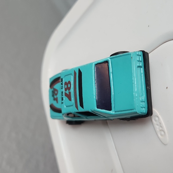 Vintage Die Cast Toy Car DT Twin Cam 87 Turquoise Blue - Picture 4 of 8